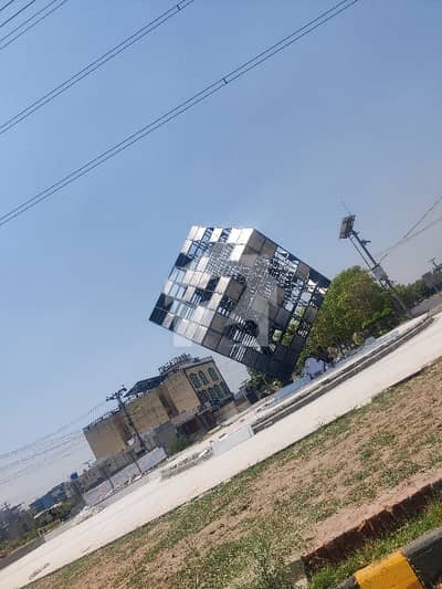 1 Kanal Semi-Commercial Plot Available for Sale