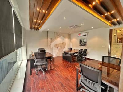 گلبرگ 3 گلبرگ,لاہور میں 1 کنال Studio عمارت 18.0 لاکھ میں کرایہ پر دستیاب ہے۔