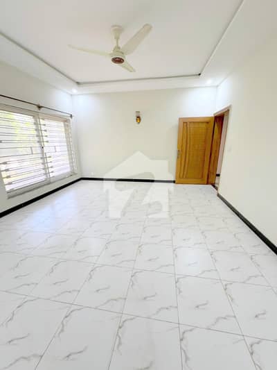 Brand New 10 Bedroom House Near To Park For Rent In F-11, Islamabad