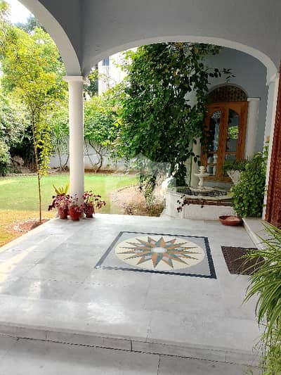 Beautiful House For Sale In F-7