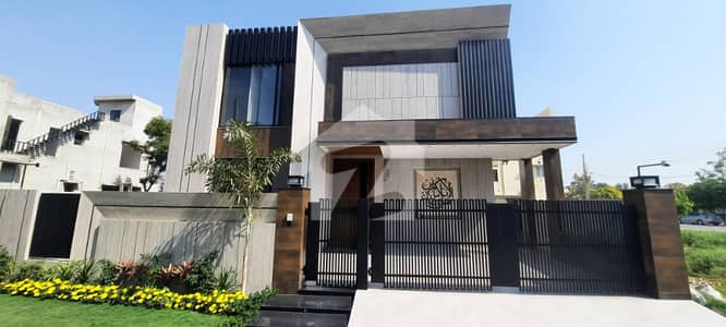 16.5 MALRA Luxury Class Masterpiece Bungalow For Sale State Life Near DHA 16.5 MALRA Luxury Class Masterpiece Bungalow For Sale State Life Near DHA