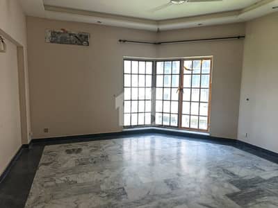 FOR RENT FULL HOUSE 1 KANAL DOUBLE STOREY MARBLE WOOD WORK FLOOR BEAUTIFUL HOUSE TOP LOCATION MAIN HAMDARD ROAD A1 SOCIETY TOWNSHIP LAHORE FOR RENT FULL HOUSE 1 KANAL DOUBLE STOREY MARBLE WOOD WORK FLOOR BEAUTIFUL HOUSE TOP LOCATION MAIN HAMDARD ROAD A1 SOCIETY TOWNSHIP LAHORE