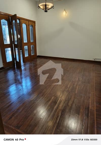 1 Kanal Full House Available For Rent In Dha Phase 1 Islamabad