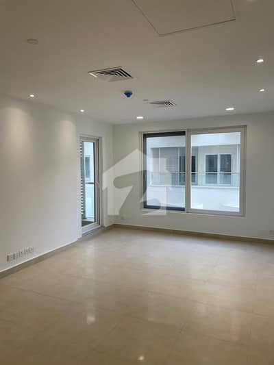 BRAND NEW FACING PARK 3 BED ROOM APARTMENT AVAILABLE FOR RENT