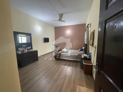 ڈی ایچ اے فیز 1 ڈیفنس (ڈی ایچ اے),لاہور میں 1 کنال Studio کمرہ 50.0 ہزار میں کرایہ پر دستیاب ہے۔ ڈی ایچ اے فیز 1 ڈیفنس (ڈی ایچ اے),لاہور میں 1 کنال Studio کمرہ 50.0 ہزار میں کرایہ پر دستیاب ہے۔