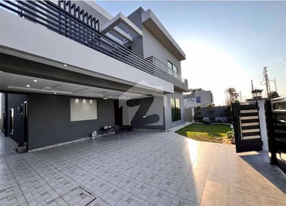 1 KANAL BRAND NEW BEST DESIGN BUNGALOW HOT DEAL URGENT FOR SALE IN PHASE 7