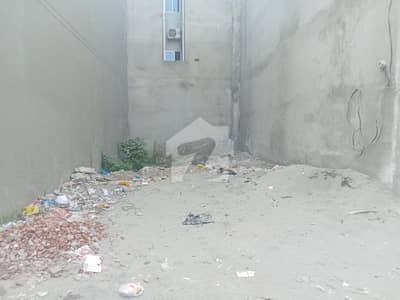 سبزہ زار سکیم لاہور میں 3 مرلہ رہائشی پلاٹ 1.25 کروڑ میں برائے فروخت۔