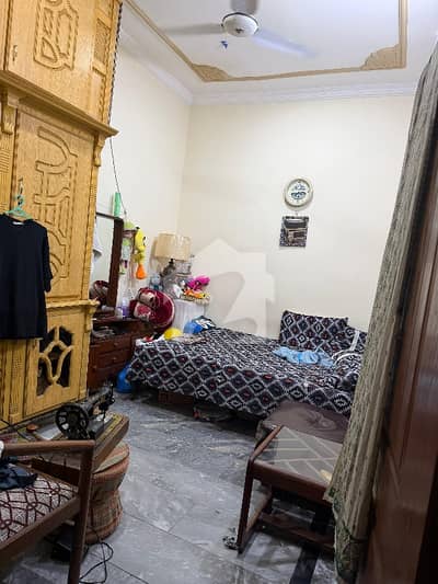مسلم ٹاؤن راولپنڈی میں 4 کمروں کا 2 مرلہ مکان 1.4 کروڑ میں برائے فروخت۔ مسلم ٹاؤن راولپنڈی میں 4 کمروں کا 2 مرلہ مکان 1.4 کروڑ میں برائے فروخت۔