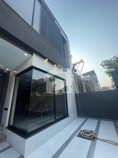 10 Marla Beautiful House In Reasonable Demand | Lake City Raiwind Road 10 Marla Beautiful House In Reasonable Demand | Lake City Raiwind Road