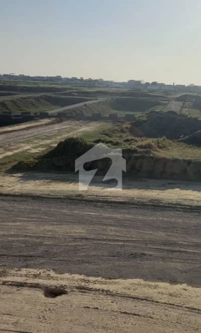 4.4 PARK FACE PLOT AVAILABLE ON E 12/4 SECTOR