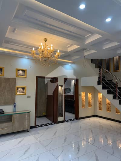 10 Marla Upper Portion Available In Tulip Overseas Block With 4 Beds 10 Marla Upper Portion Available In Tulip Overseas Block With 4 Beds