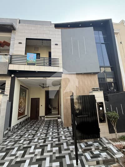 5 Marla Brand New Facing Park House Available For Rent First Entry