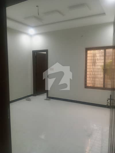 Big fully saprate upper portion available for rent in Kent housing near vmall cantt Big fully saprate upper portion available for rent in Kent housing near vmall cantt