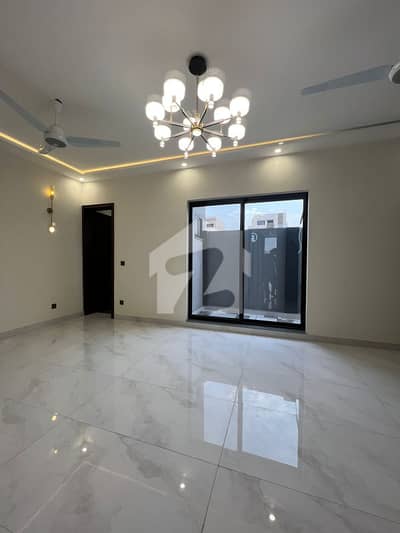 Al-Kabir Town - Phase 2 House For Rent Sized 5 Marla