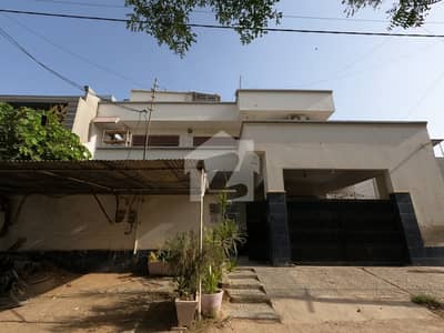 House Of 400 Square Yards Available In Saadi Town - Block 3