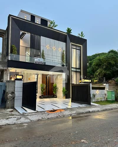 10 Marala Brand New A+ Constructed Designer House Available For Sale 10 Marala Brand New A+ Constructed Designer House Available For Sale