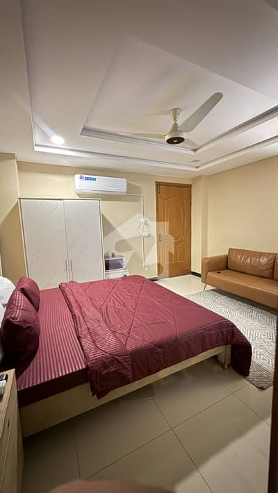 Studio Penthouse in E-11/2 (Margalla View)