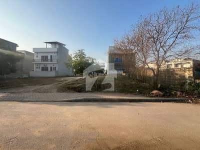 Bahria Enclave Islamabad Sector I 5 Marla Park Face Plot For Sale