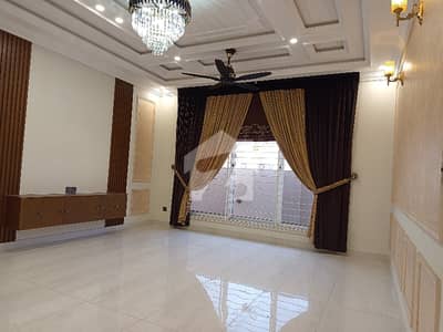 A Good Location 10 Marla House Has Landed On Market In Garden Town Phase 3 - Block B Of Gujranwala