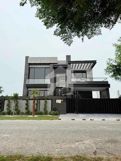 Prime Location Near To Masjid