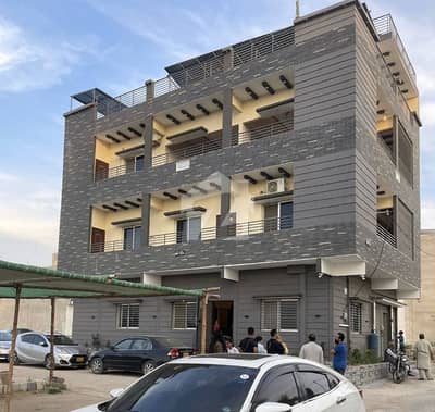 پنجابی سوداگر سوسائٹی فیز 2 سکیم 33 - سیکٹر 50,سکیم 33,کراچی میں 8 کمروں کا 6 مرلہ مکان 4.5 کروڑ میں برائے فروخت۔