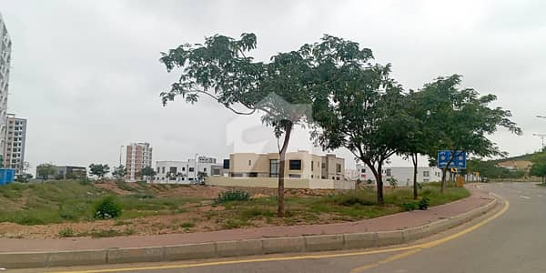 Bahria Hills Plots FOR SALE. Facing Jinnah Avenue and 2km from Main Entrance of BTK Heighted Location