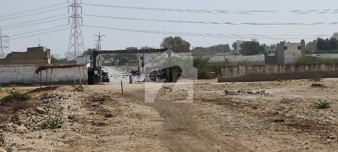120 Square Yards Residential Plot In Karachi Is Available For Sale