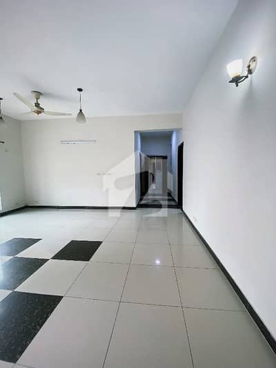 GROUND PARKING 3 BED APARTMENT AVAILABLE FOR RENT IN ASKARI 11 LAHORE CANTT