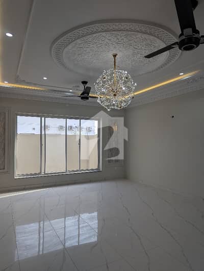 1 Kanal House Near Park Prime Available For Rent In DHA Multan