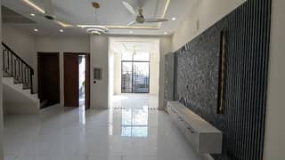 5 MARLA BEAUTIFUL HOUSE FOR SALE IN PARAGON CITY 5 MARLA BEAUTIFUL HOUSE FOR SALE IN PARAGON CITY
