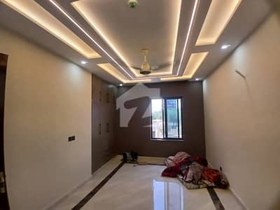 5 Marla Facing Park Full House For Rent Available In DHA 11 Sector 2 In Lahore Bijali Pani Available