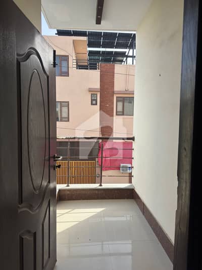 ڈی ایچ اے فیز 8 ڈی ایچ اے ڈیفینس,کراچی میں 4 کمروں کا 5 مرلہ مکان 2.75 لاکھ میں کرایہ پر دستیاب ہے۔ ڈی ایچ اے فیز 8 ڈی ایچ اے ڈیفینس,کراچی میں 4 کمروں کا 5 مرلہ مکان 2.75 لاکھ میں کرایہ پر دستیاب ہے۔