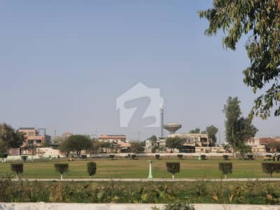 چنار باغ لاہور میں 2 کنال رہائشی پلاٹ 5.5 کروڑ میں برائے فروخت۔ چنار باغ لاہور میں 2 کنال رہائشی پلاٹ 5.5 کروڑ میں برائے فروخت۔