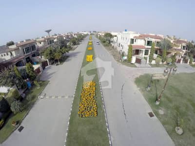 لیک سٹی ۔ سیکٹر ایم ۔ 3 لیک سٹی,رائیونڈ روڈ,لاہور میں 1 کنال رہائشی پلاٹ 4.1 کروڑ میں برائے فروخت۔ لیک سٹی ۔ سیکٹر ایم ۔ 3 لیک سٹی,رائیونڈ روڈ,لاہور میں 1 کنال رہائشی پلاٹ 4.1 کروڑ میں برائے فروخت۔