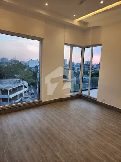 2 Beds Luxurious Apartment Fully Furnished Inverter AC Cooling Heating System