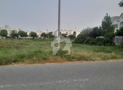 Prime Location 1 Kanal Residential Plot