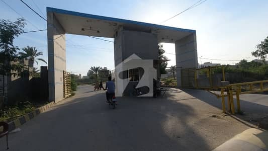 Corner Residential Plot Of 422 Square Yards Is Available For Sale