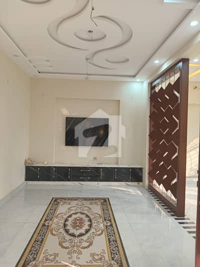 5 MARLA TRIPLE STOREY LUXURY HOUSE ETIHAD TOWN PHASE 1 5 MARLA TRIPLE STOREY LUXURY HOUSE ETIHAD TOWN PHASE 1