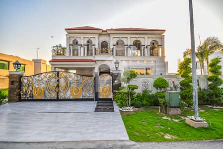 1 Kanal Top Quality Build Luxurious Beautiful Modern Design Villa With Basement For Sale In DHA Lahore Phase 7 Prime Location
