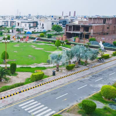 الرحیم ویلی ستیانہ روڈ,فیصل آباد میں 5 مرلہ رہائشی پلاٹ 70.0 لاکھ میں برائے فروخت۔