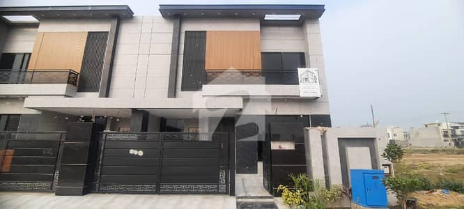 10 Marla Modern Design 4 Bed House Available For Sale In Paragon City Orchard Green