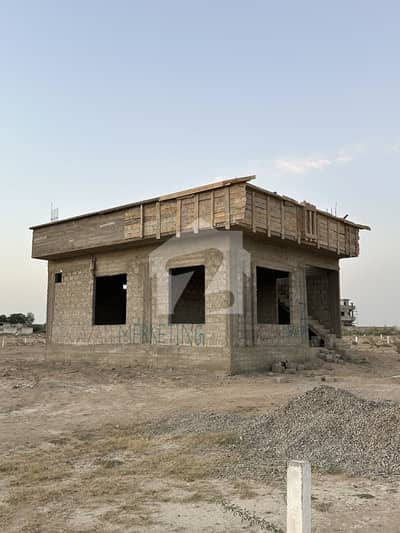 80 Sq Yards Gray Stucture Villa Available For Sale On Cash Corner West Open