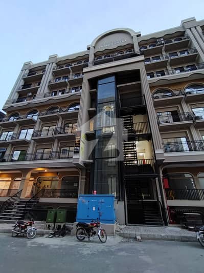 ٹاپ سٹی 1 اسلام آباد میں 2 مرلہ Studio دفتر 30.0 ہزار میں کرایہ پر دستیاب ہے۔