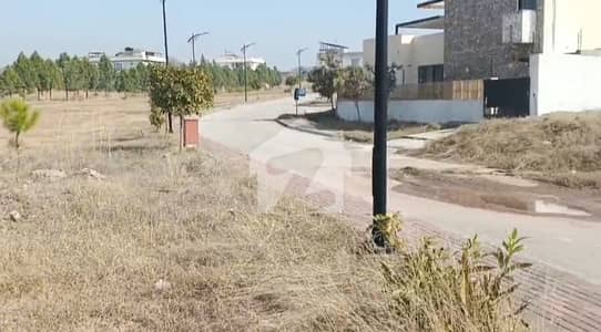 1 Kanal Possession Plot Bahria Enclave Street No 8