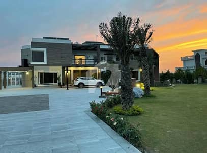 Farmhouse For Sale In GULBERG GREEN C BLOCK Farmhouse For Sale In GULBERG GREEN C BLOCK