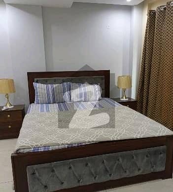 بحریہ ٹاؤن سیکٹرڈی بحریہ ٹاؤن,لاہور میں 3 کمروں کا 8 مرلہ فلیٹ 1.5 لاکھ میں کرایہ پر دستیاب ہے۔