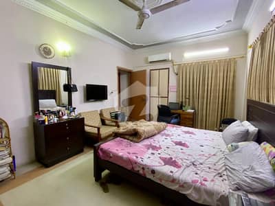 120 SQ YARDS ONE UNIT HOUSE FOR SALE