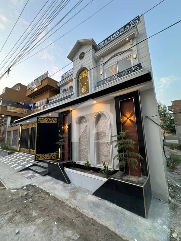 10 Marla Triple Storey House For Sale 10 Marla Triple Storey House For Sale