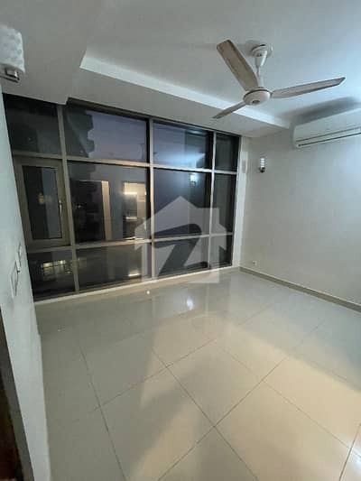 Sea Facing 2 Bedroom Apartment For Rent In Pearl Tower 03 Prime Location Luxury Living