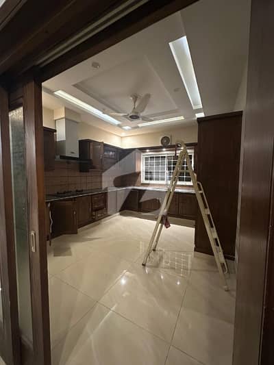 1 Kanal Beautiful Portion Available For Rent In Bahria Town Phase 2